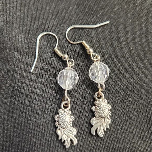 Handmade Fish Earrings - Picture 3 of 3